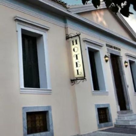 Ntouana Hotel Каламата Екстериор снимка